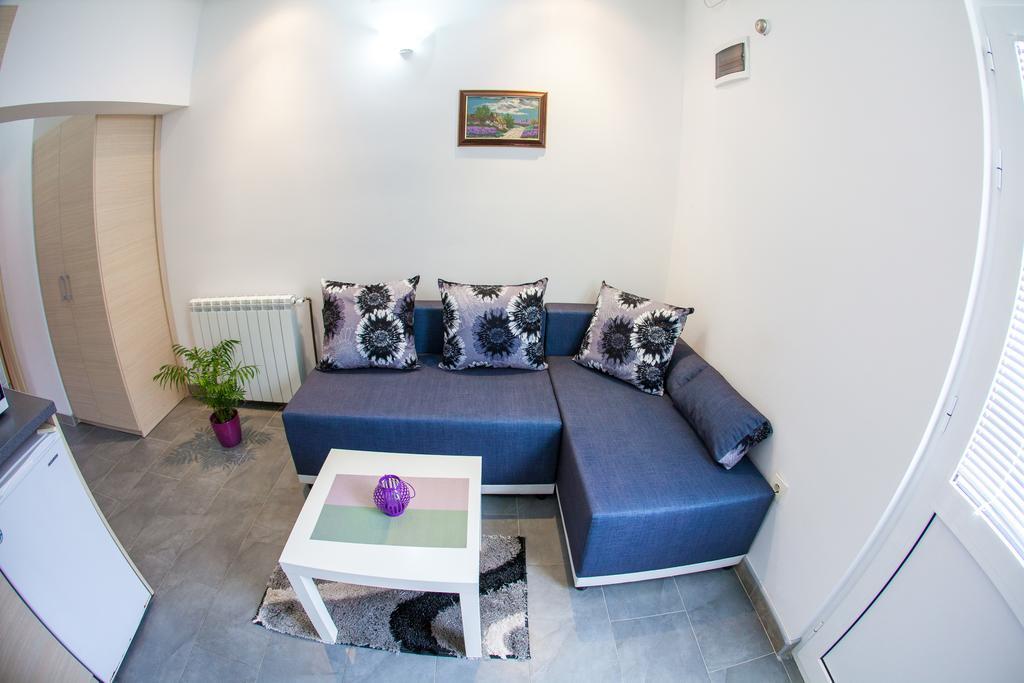 Apartments Vila Masha Petrovac Ngoại thất bức ảnh